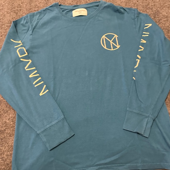 T-Bar x Cotton On Long Sleeve - Picture 1 of 5